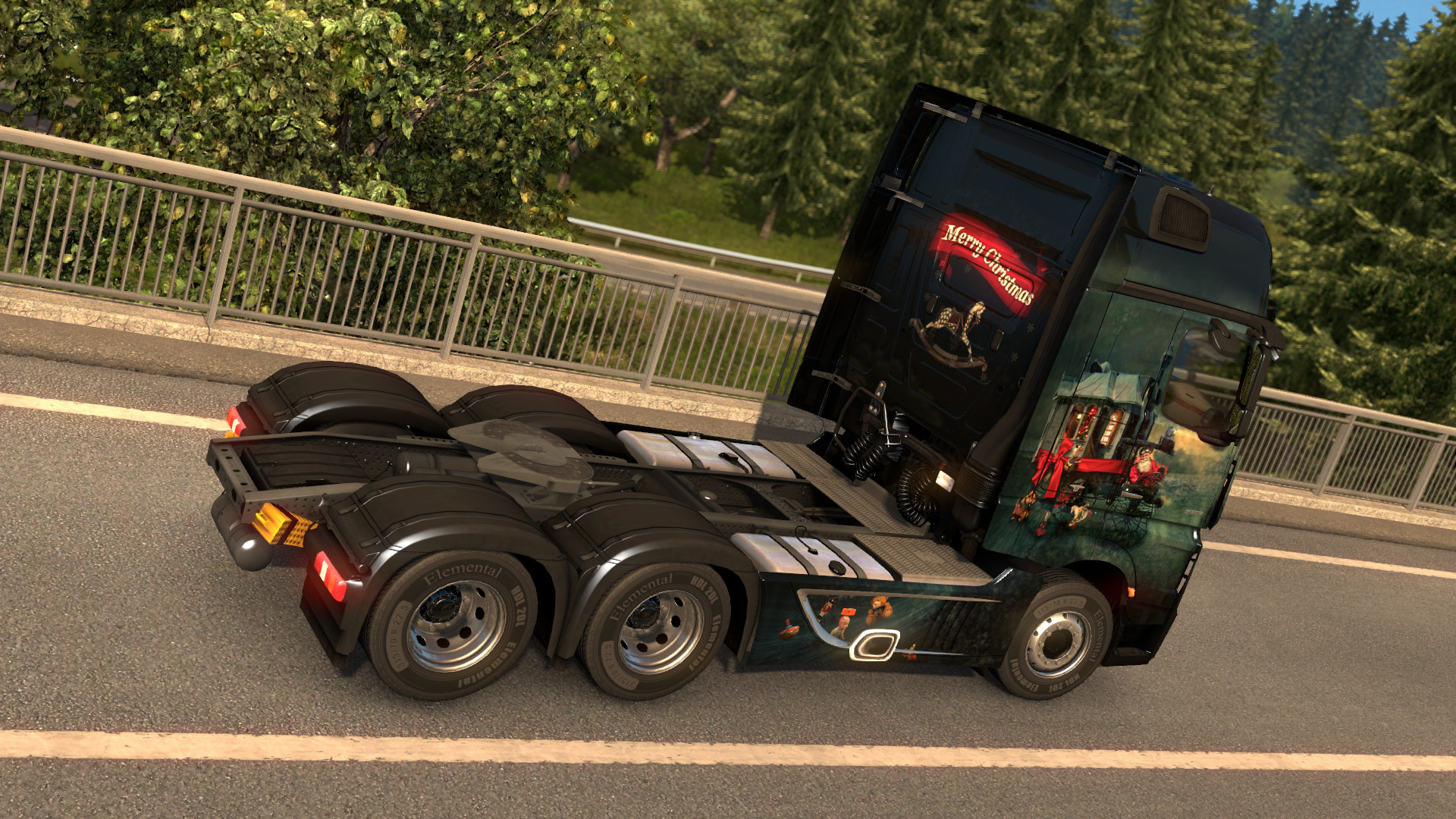 Euro Truck Simulator 2 - Christmas Paint Jobs Pack screenshot