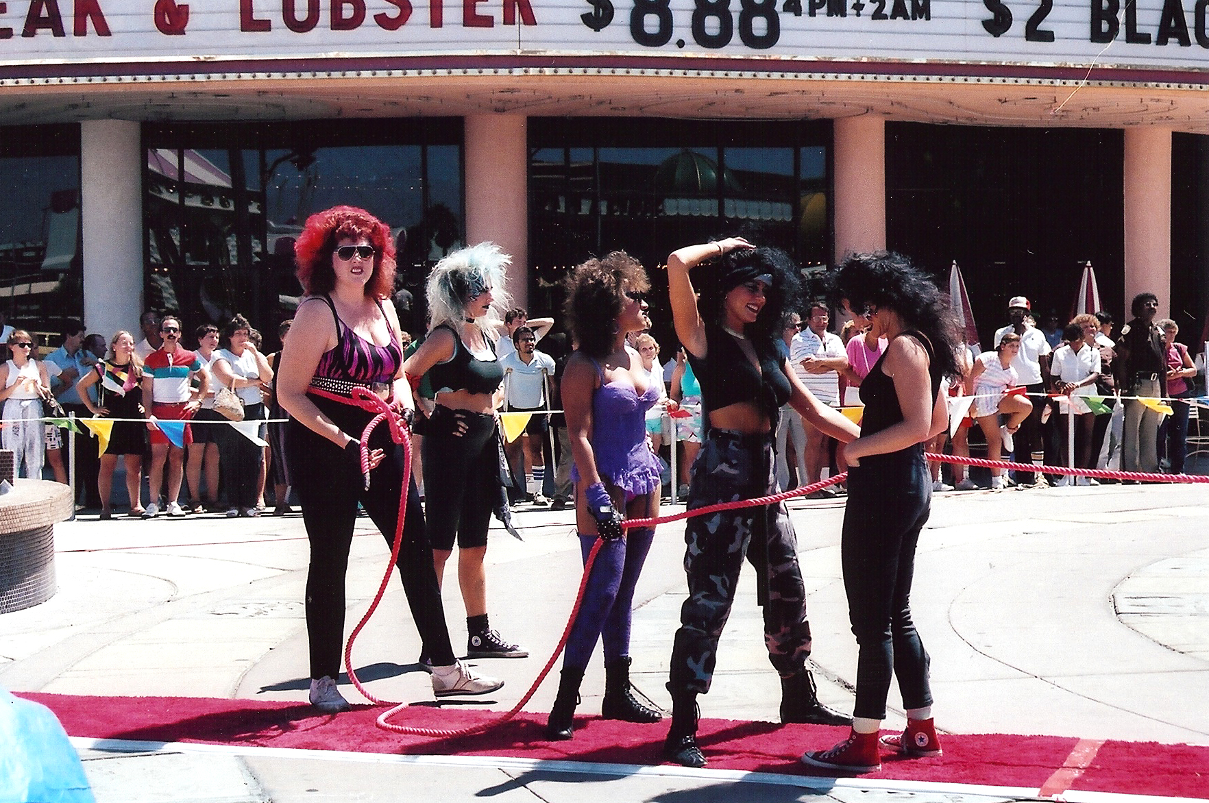 GLOW: The Story of the Gorgeous Ladies of Wrestling screenshot