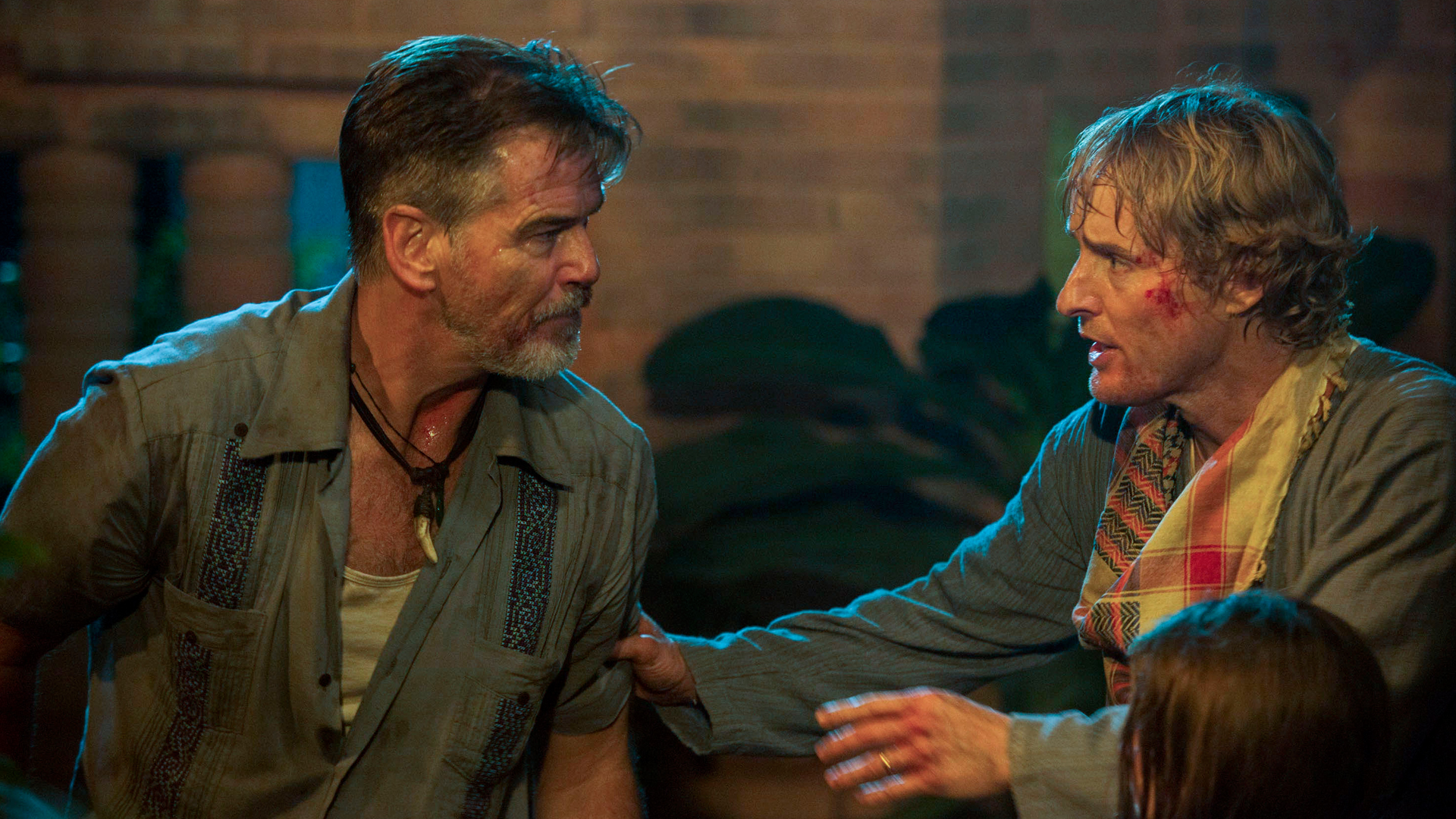 No Escape (2015) screenshot