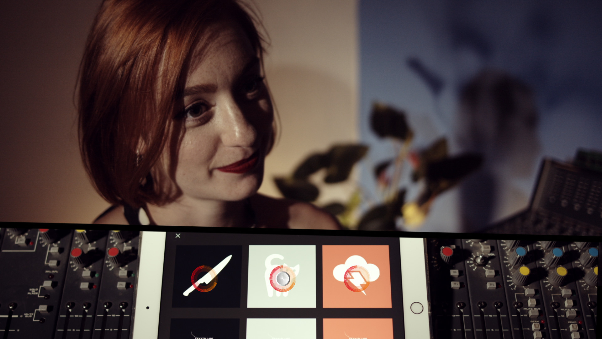 Dark Nights with Poe and Munro #8