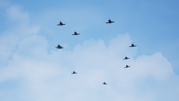 Скриншот из Raider Bots