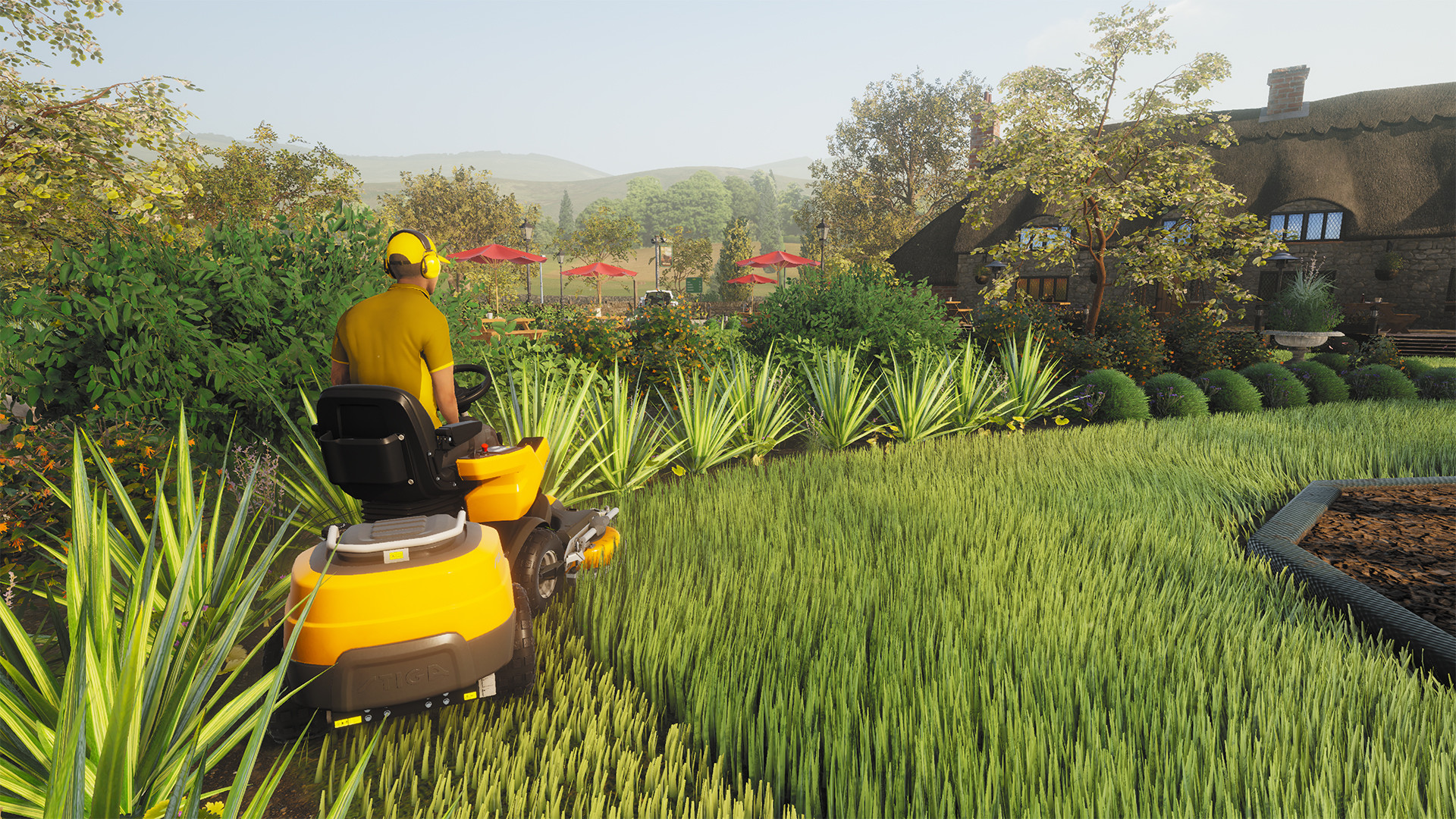 Lawn Mowing Simulator - Ancient Britain Featured Screenshot #1