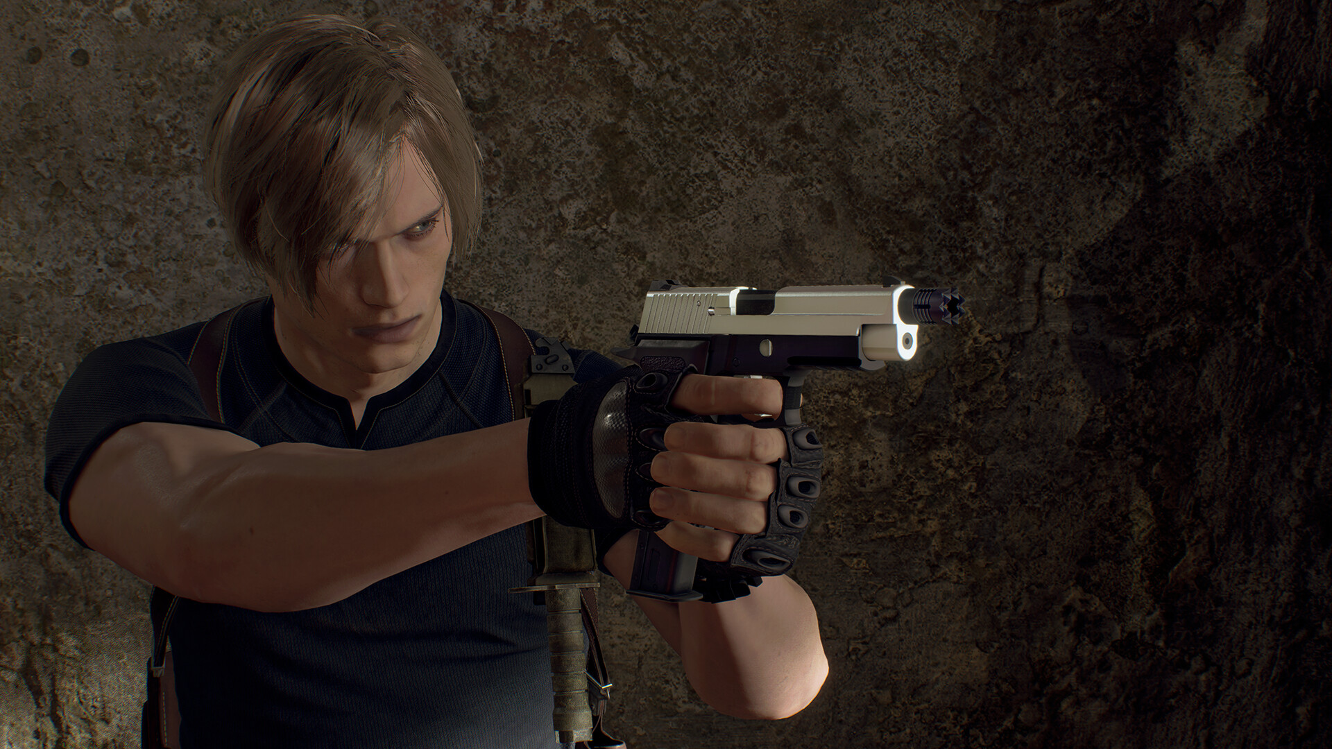 Resident Evil 4 Deluxe Weapon: 'Sentinel Nine' Featured Screenshot #1