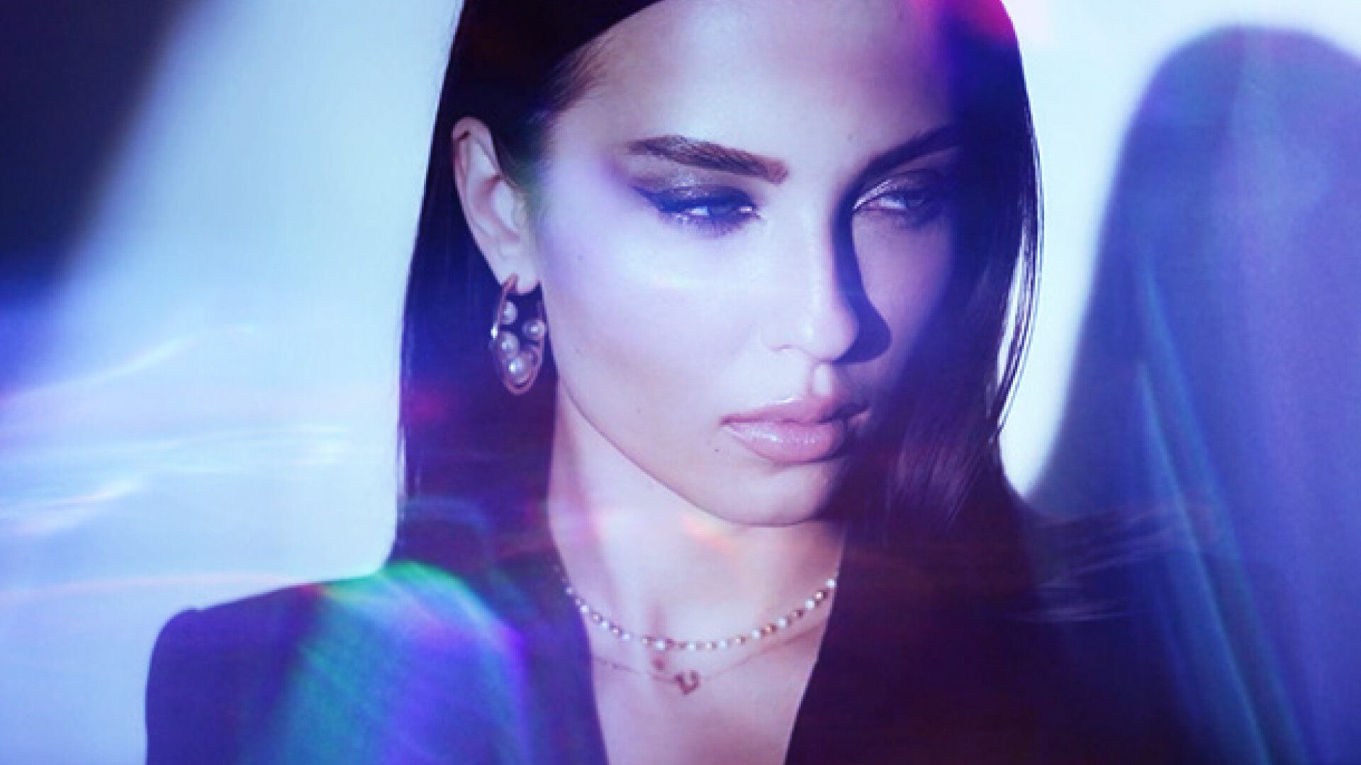 Movavi Video Suite 2024 - Through the Lens Overlay Pack #2