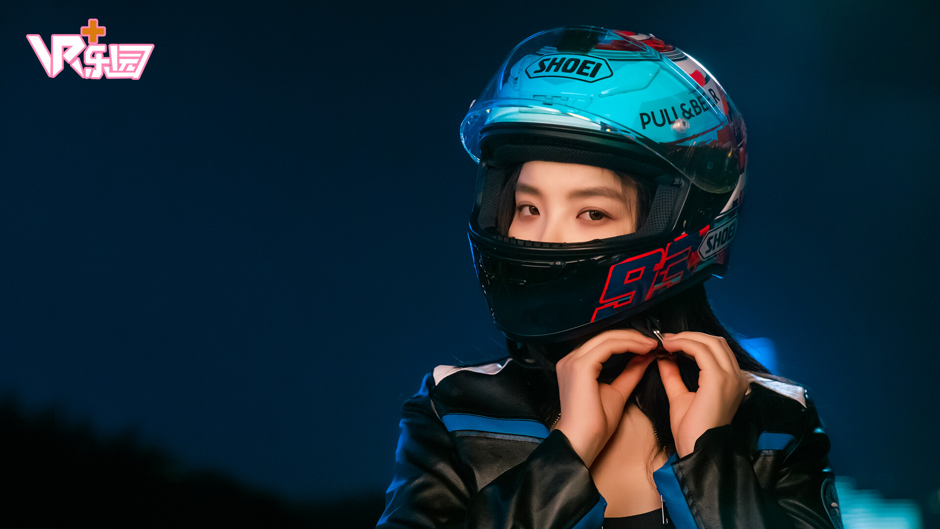 完蛋！我被美女包围了！-房间里的心跳VR花絮 #2