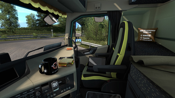 скриншот Euro Truck Simulator 2 - Cabin Accessories 5
