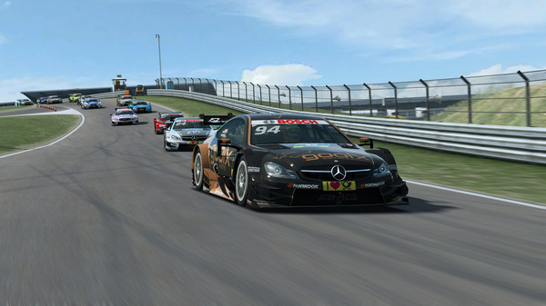 скриншот RaceRoom - DTM Experience 2015 1