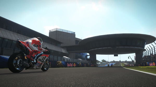 скриншот MotoGP17 1