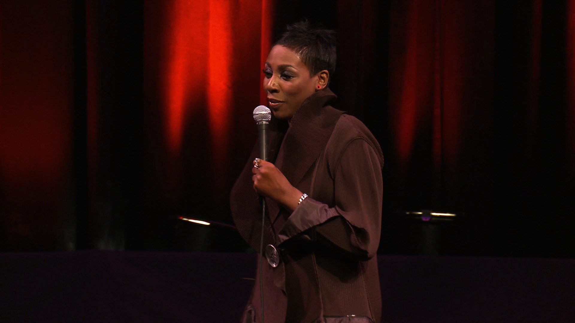 Gina Yashere: Laughing to America #0