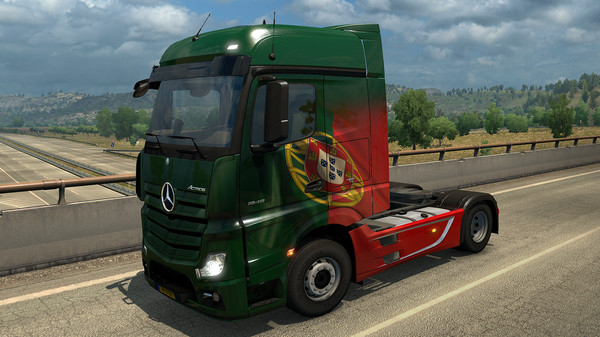 скриншот Euro Truck Simulator 2 - Portuguese Paint Jobs Pack 3