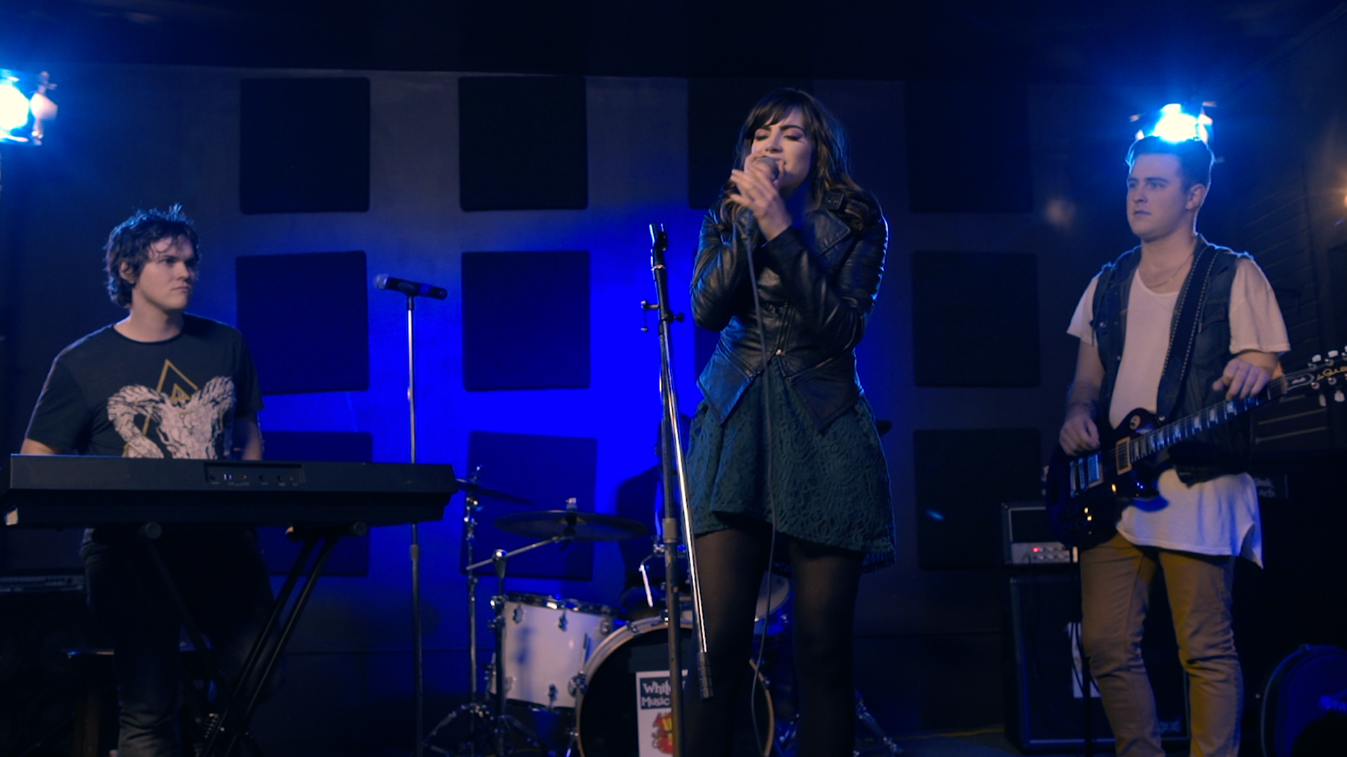 Beverly Hills Ghost #0